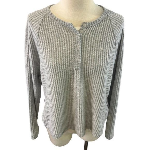 NWOT BP Oversize Snap Front Henley Top in Grey Heather‎ (XS) - Picture 10 of 11